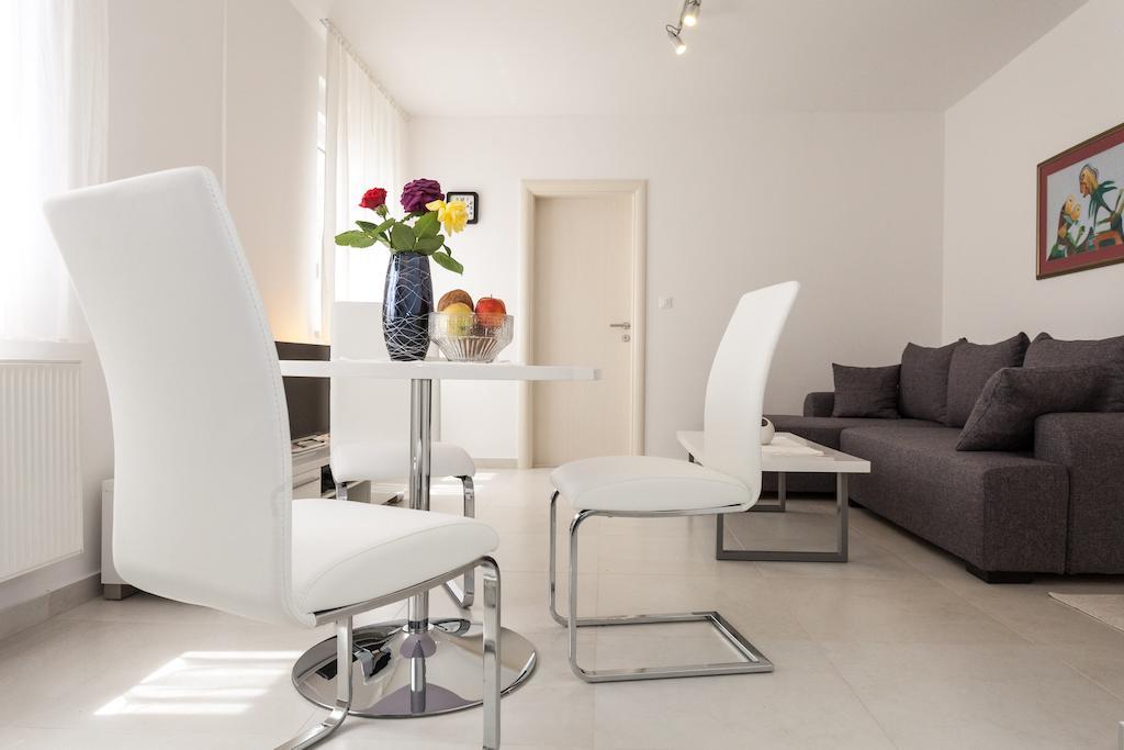 Beach Apartments Rafael Zadar Ruang foto